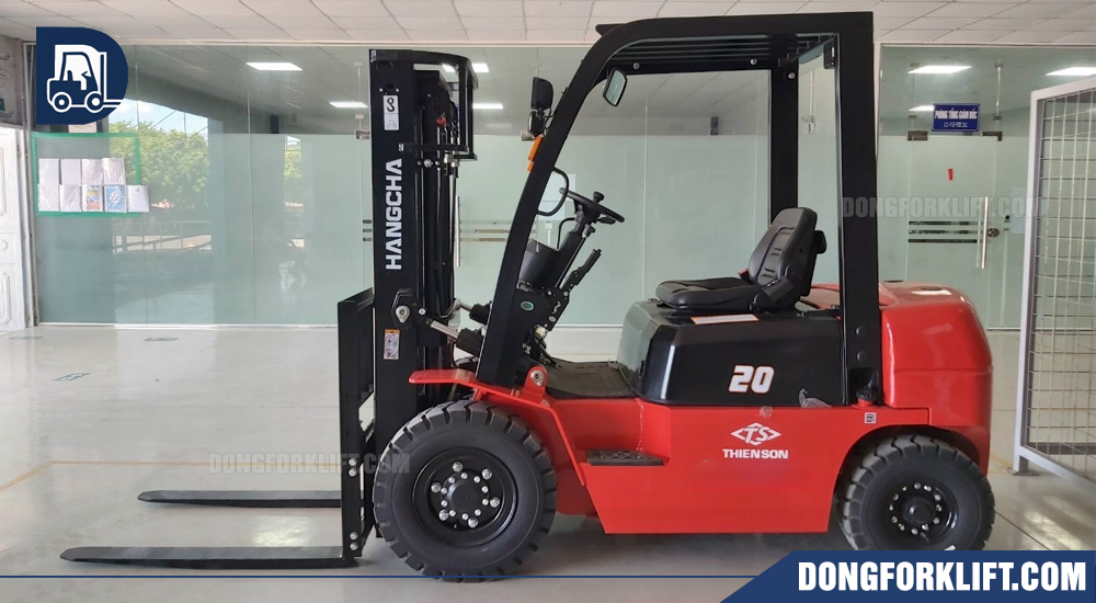 Xe nâng dầu 2 tấn Hangcha được trang bị động cơ diesel tiên tiến